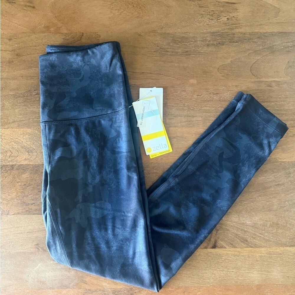 Zella Black Camo Performance Leggings